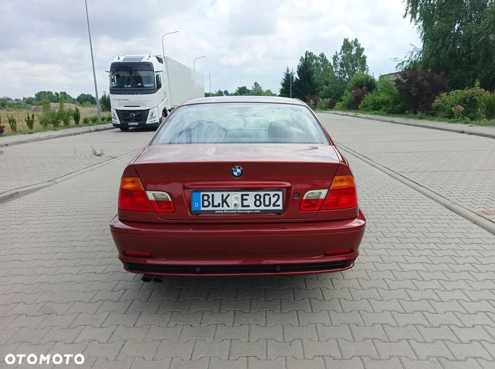 BMW Seria 3 - 10