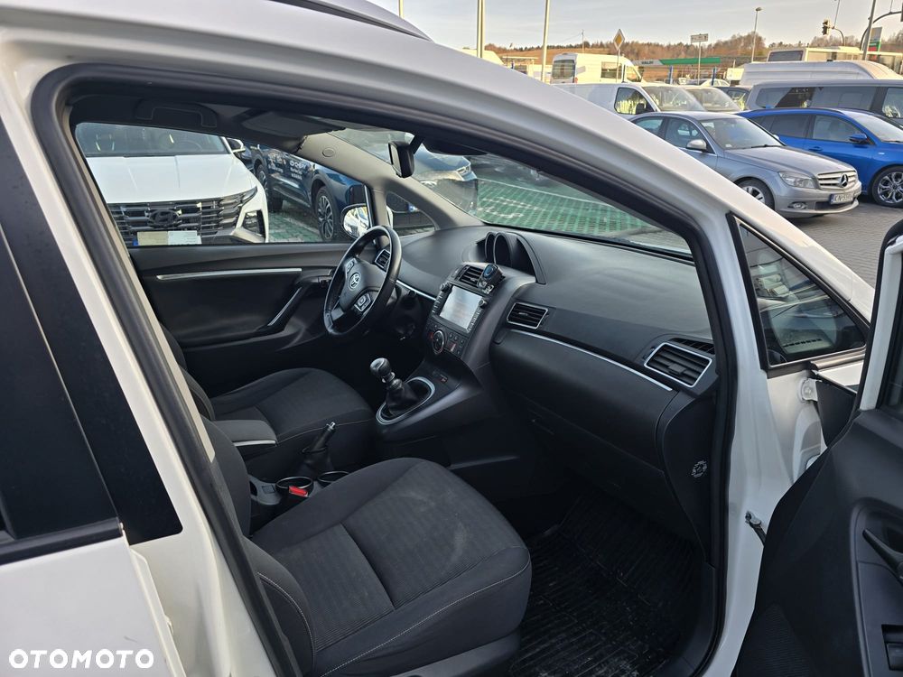 Toyota Verso 1.6 D-4D Active - 13