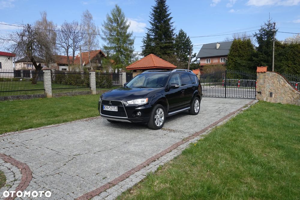 Mitsubishi Outlander 2.0 DID Intense + - 39