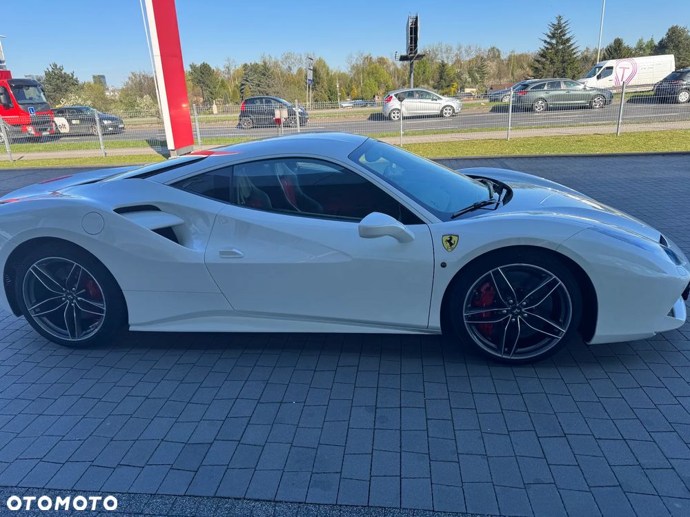 Ferrari 488 - 6