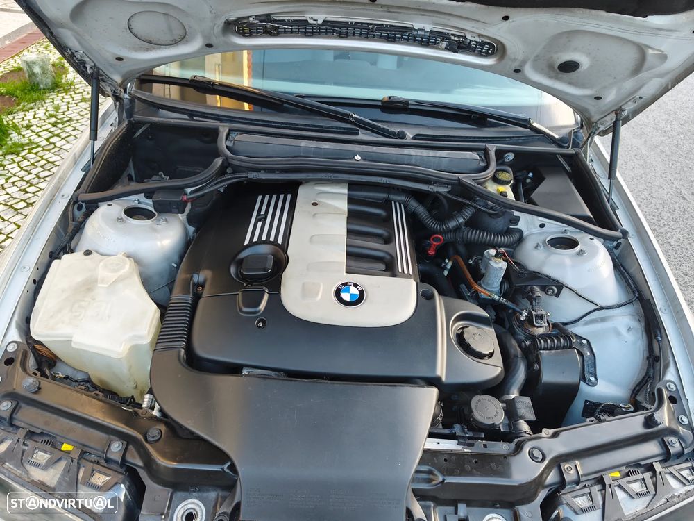 BMW 330 d Touring - 14