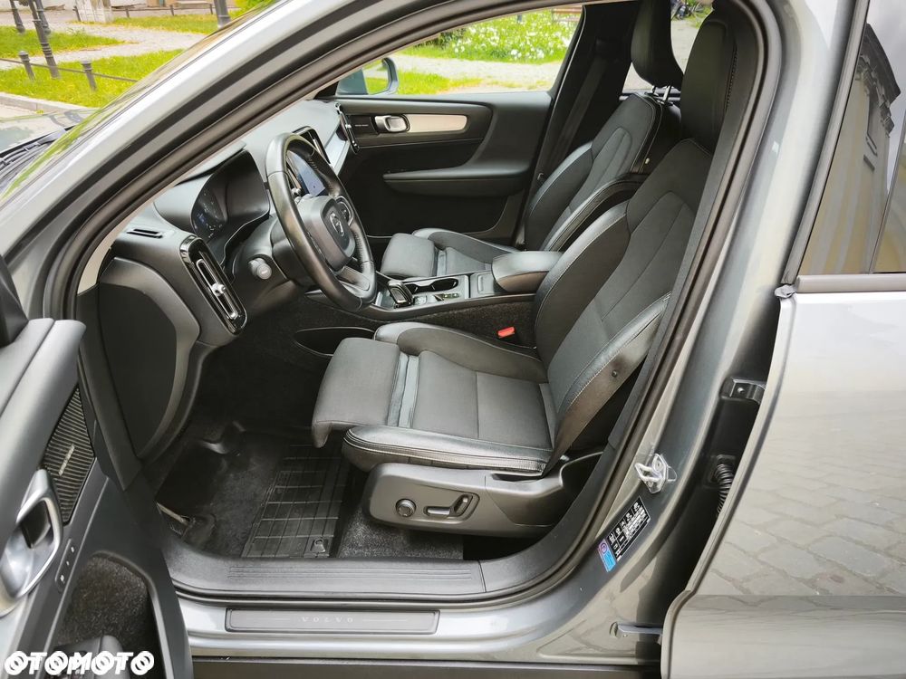 Volvo XC 40 D4 SCR AWD Inscription - 9
