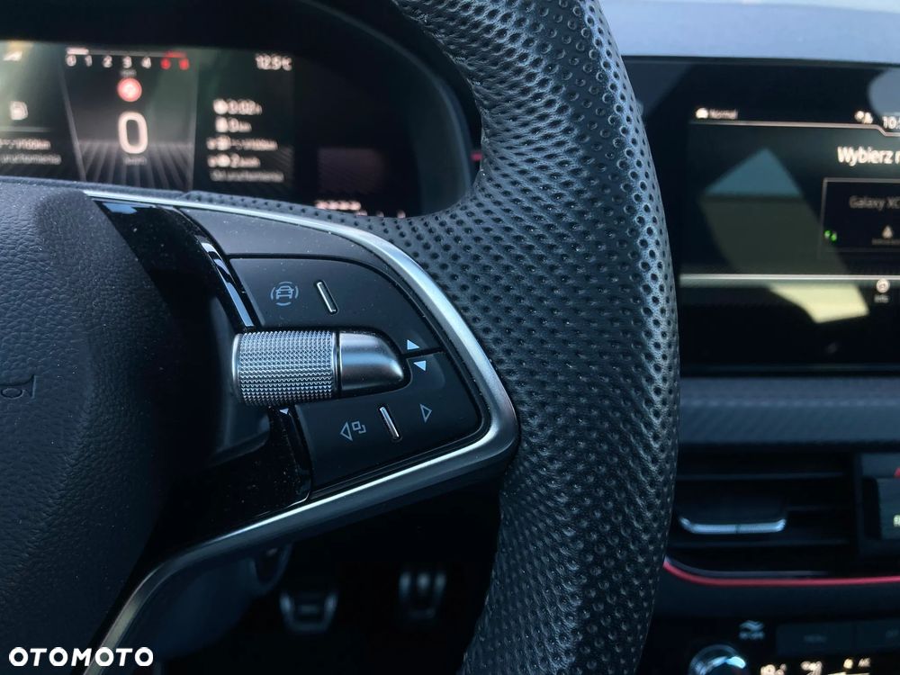 Skoda Kamiq 1.0 TSI Monte Carlo - 11