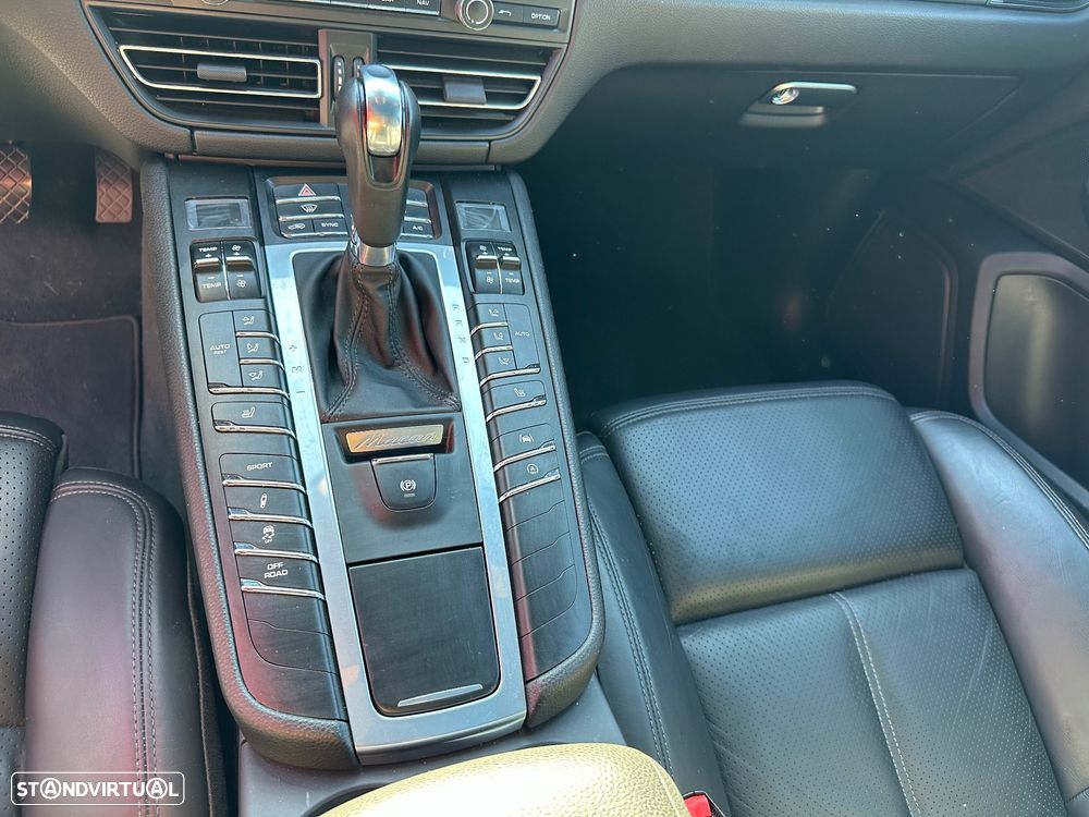 Porsche Macan Standard - 21