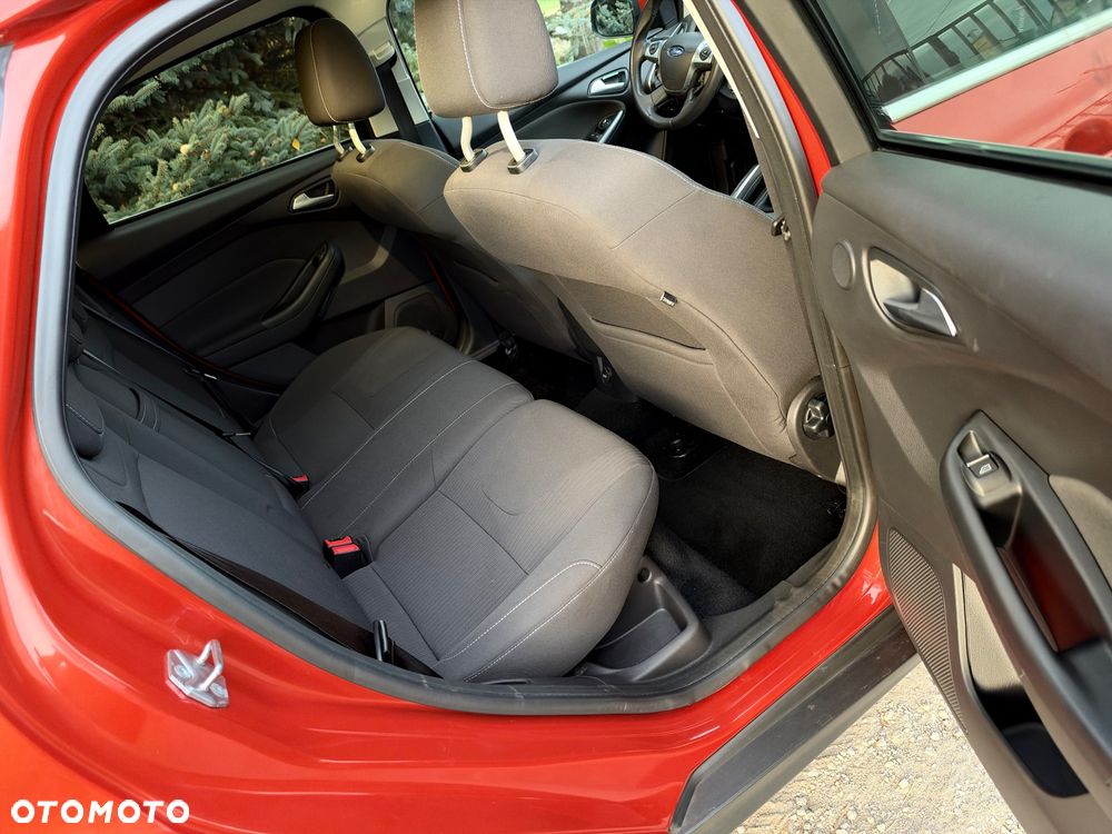 Ford Focus - 19