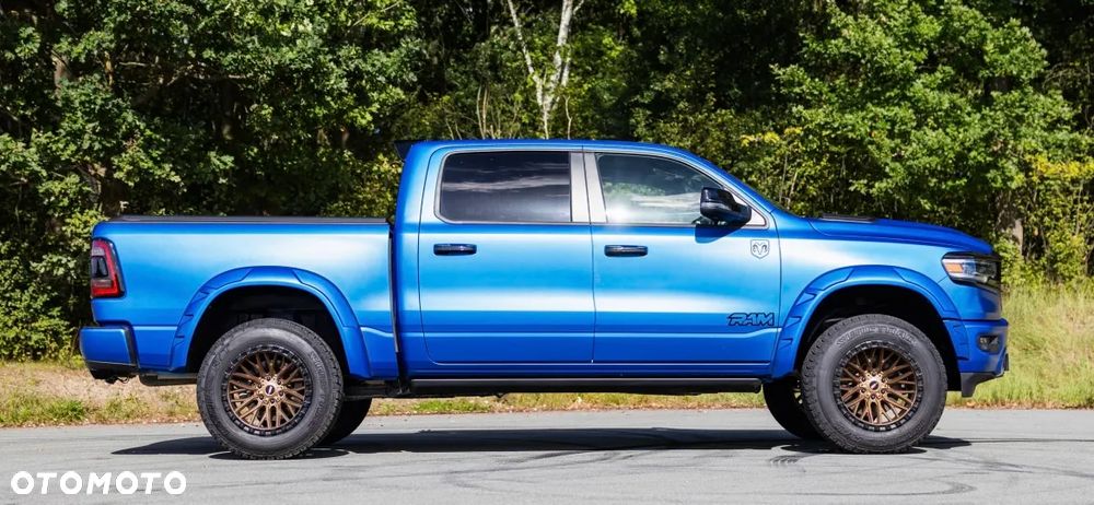 RAM 1500 5.7 Crew Cab Laramie - 4