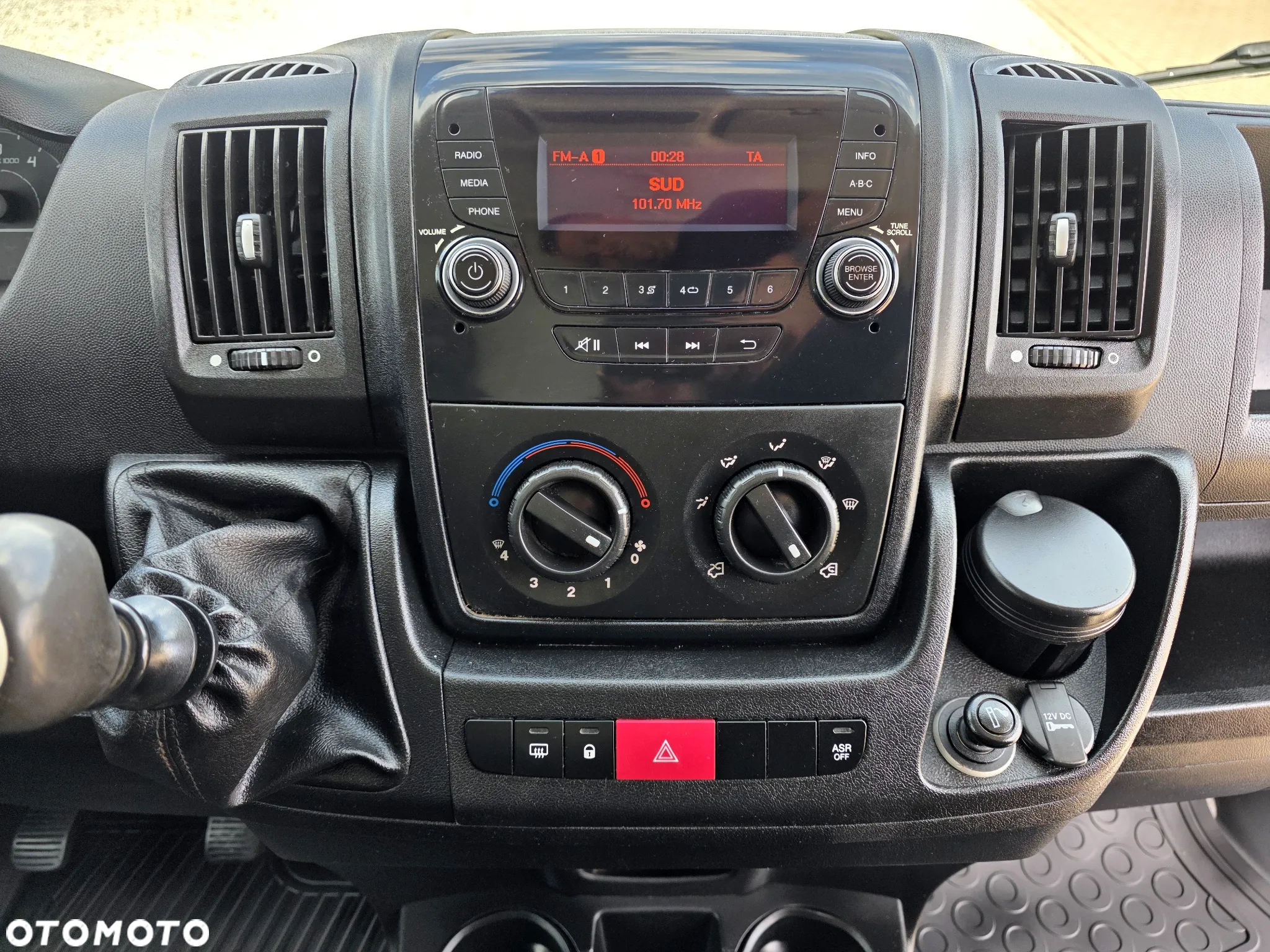 Fiat DUCATO 2,3 MJT 130 KONNY NISKI DŁUGI L2H1 168T/KM PRZEBIEGU GWARANCJA WEBASTO - 24