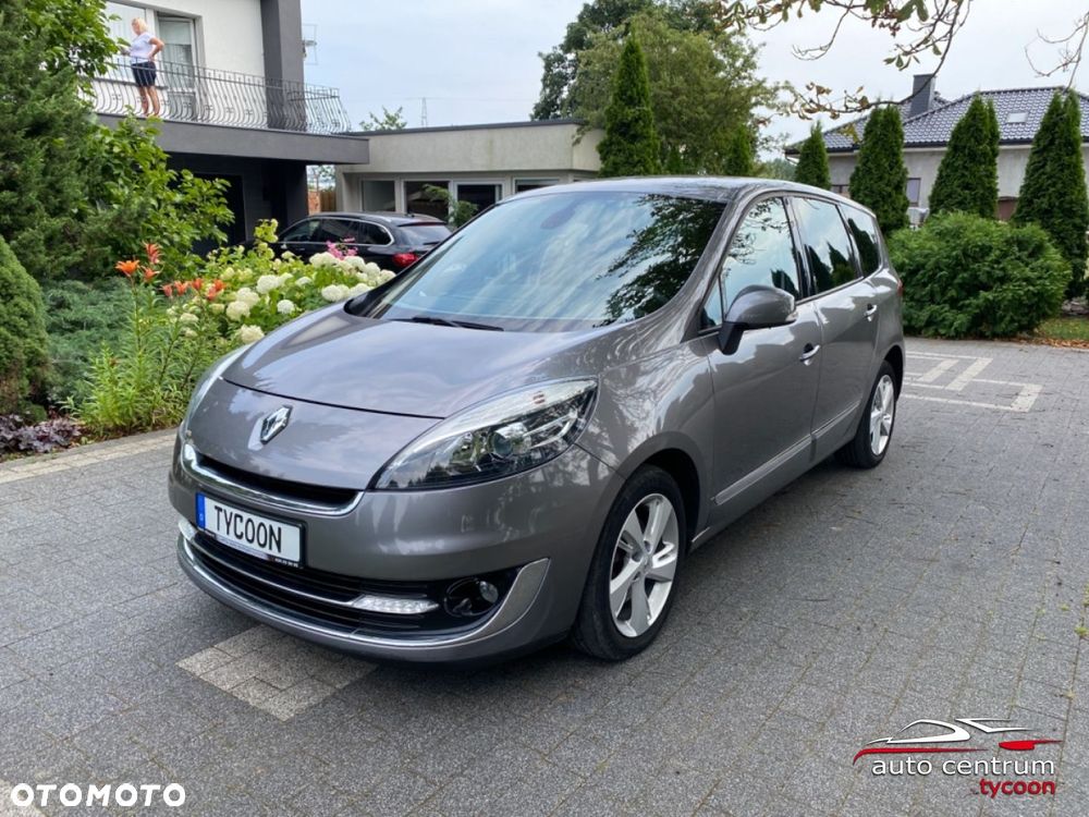 Renault Grand Scenic - 24