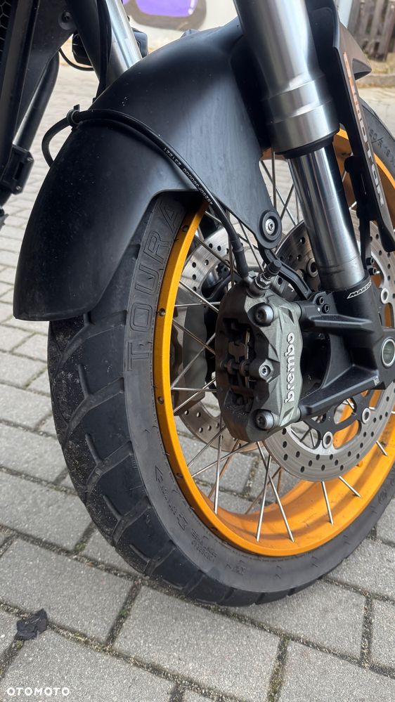 QJMOTOR SRT 800SX - 9