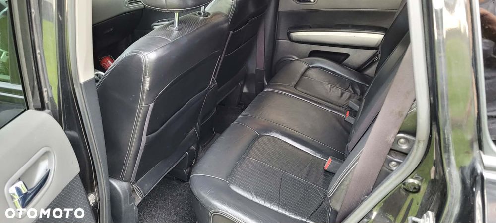Nissan X-Trail - 6