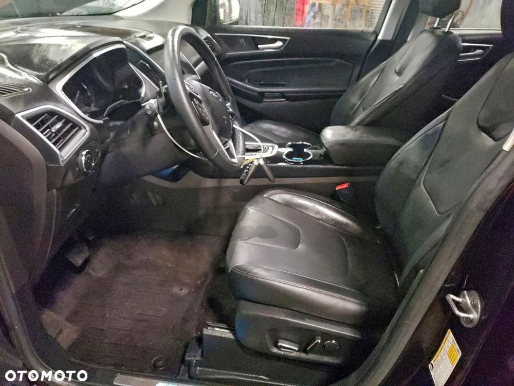 Ford Edge - 6