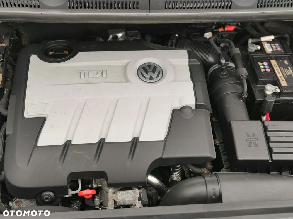 Volkswagen Golf Plus 2.0 TDI DPF Trendline - 16