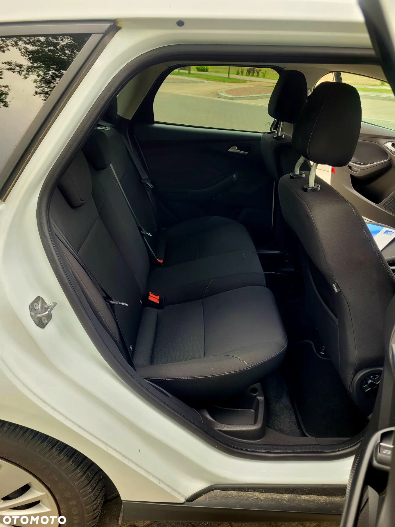 Ford Focus - 32