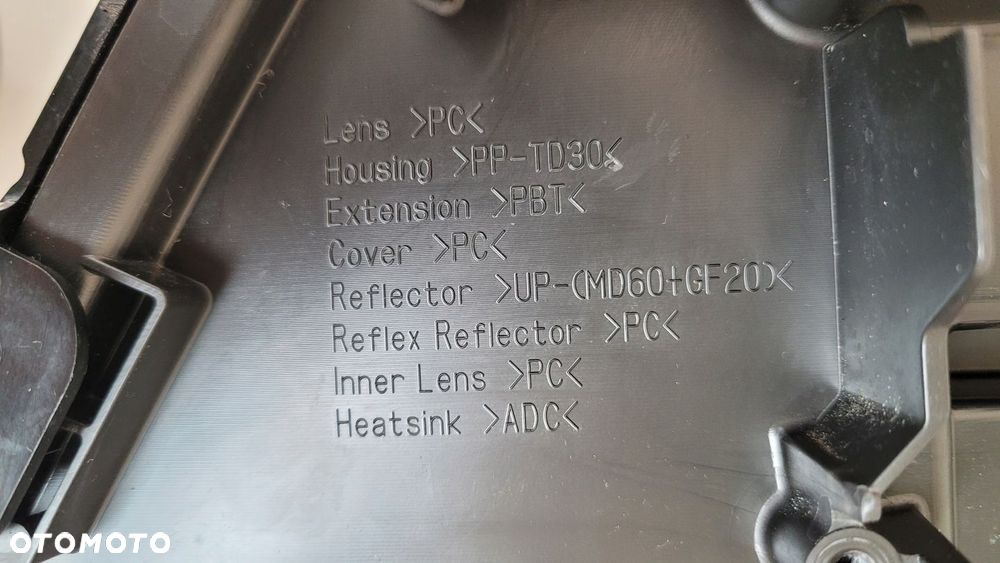 LAMPA PRZÓD LEWA LEXUS NX 2014-2017 XENON LED - 15