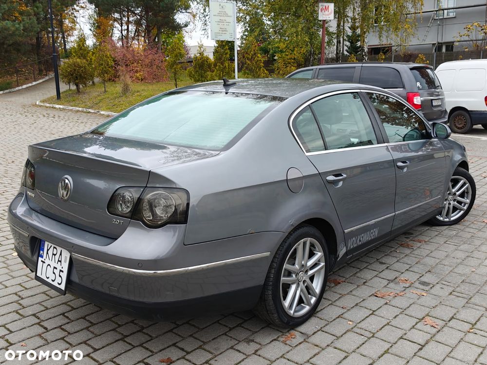 Volkswagen Passat 2.0 FSI Automatik Highline - 30