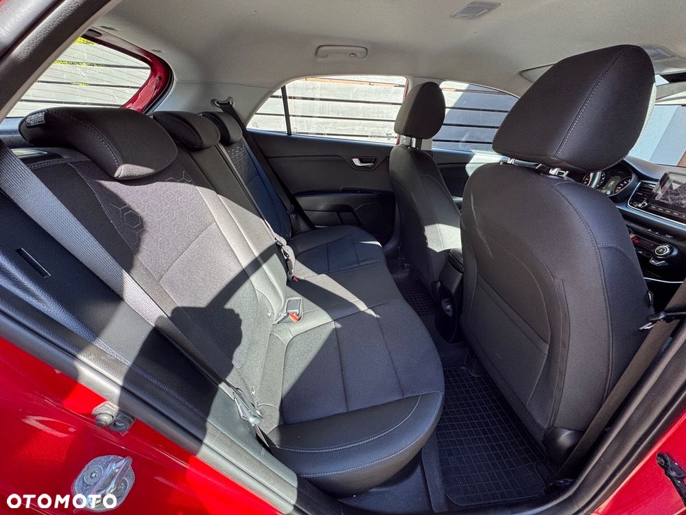 Kia Rio 1.2 L - 29