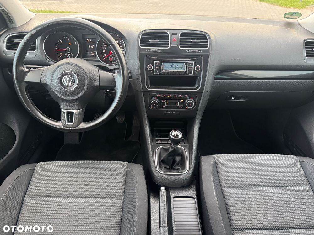 Volkswagen Golf 1.6 TDI Highline - 5