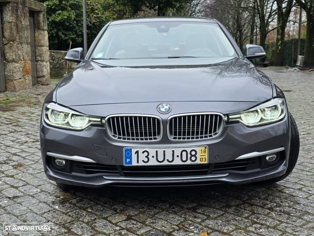 BMW 330 e iPerformance Line Luxury - 4