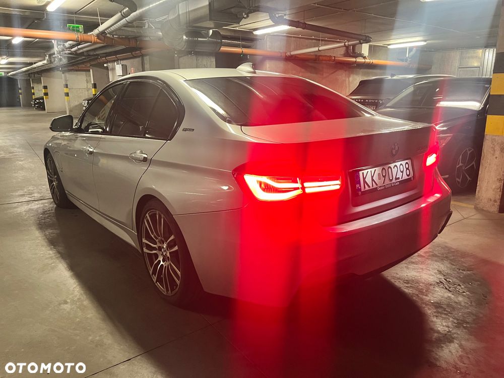 BMW Seria 3 330e iPerformance M Sport Shadow - 4