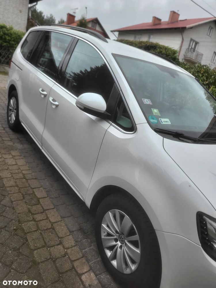 Volkswagen Sharan - 12
