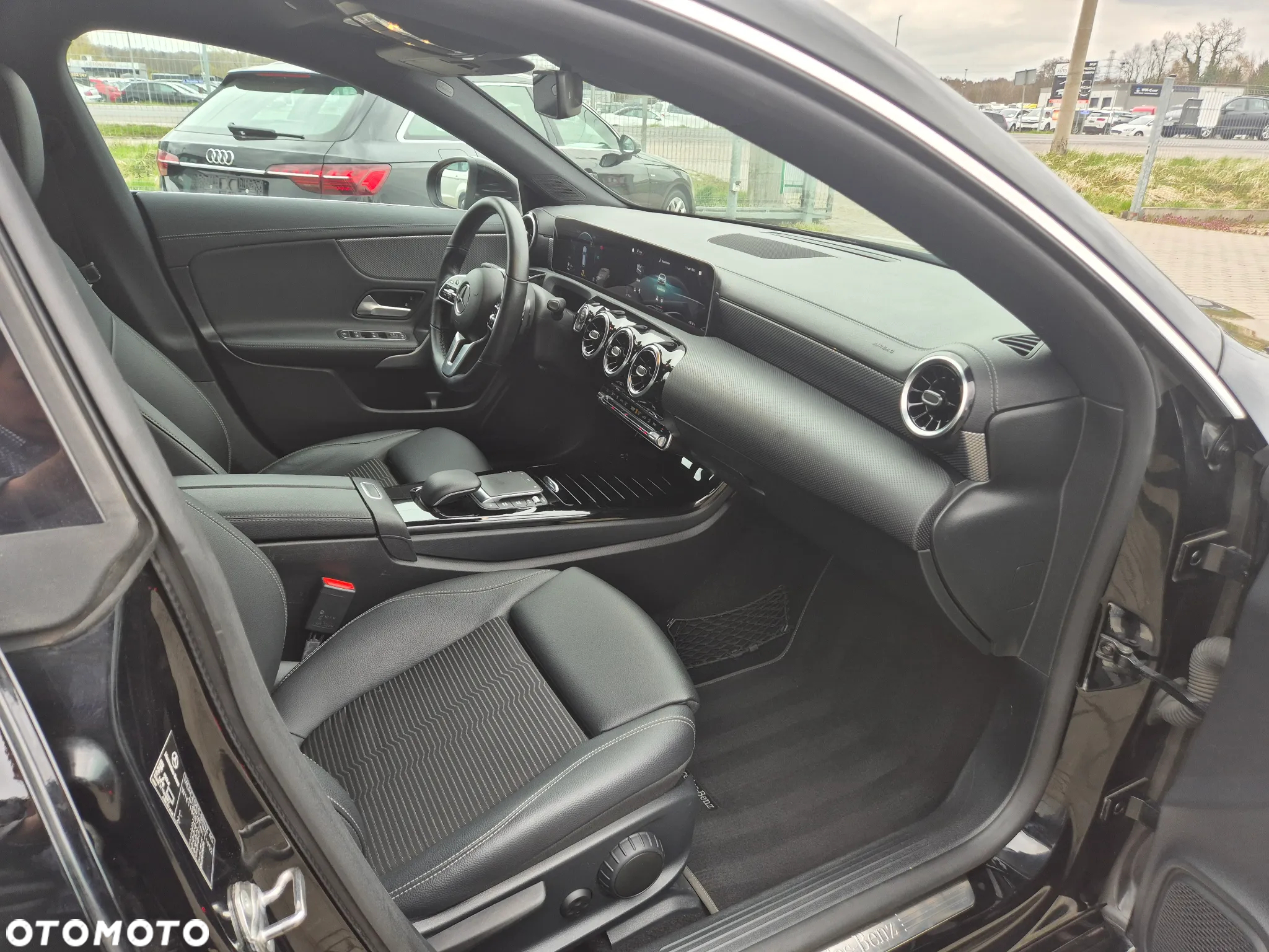 Mercedes-Benz CLA 200 Shooting Brake 7G-DCT Edition 2020 - 35