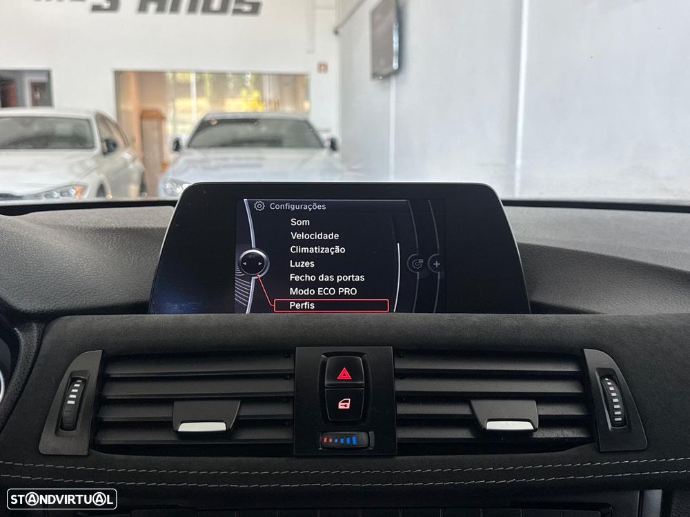 BMW 320 d Auto Pack M - 27