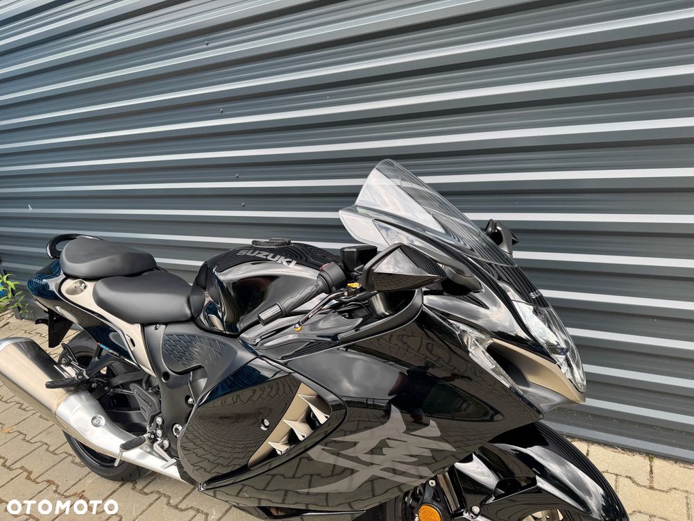 Suzuki GSX - 7