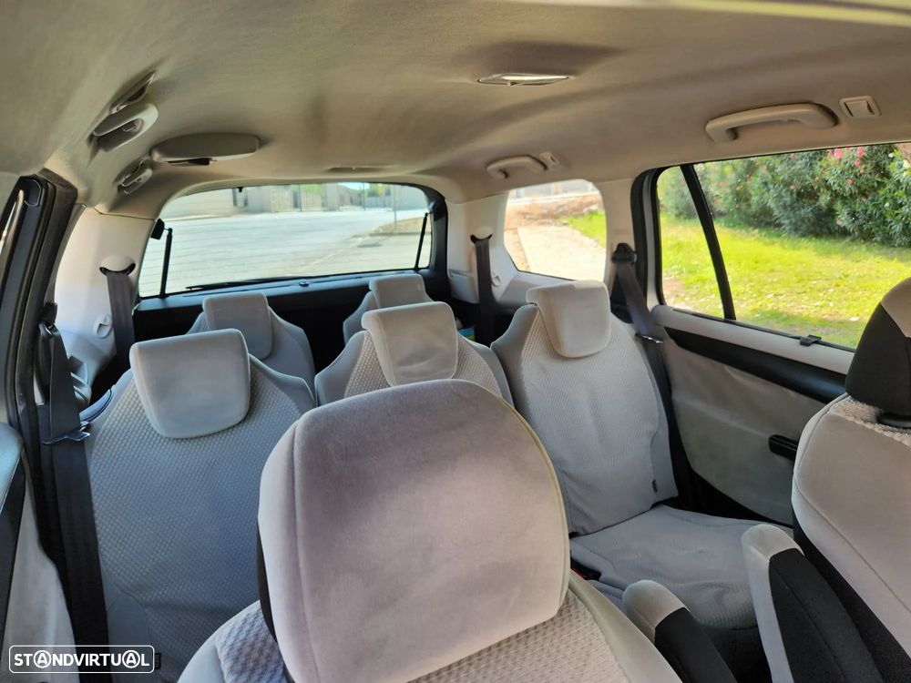 Citroën C4 Grand Picasso 1.6 HDi Confort CMP6 - 4