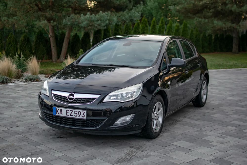 Opel Astra - 8