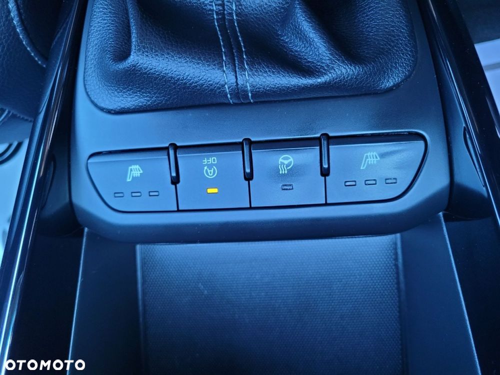 Kia Stonic 1.6 CRDi Vision - 22