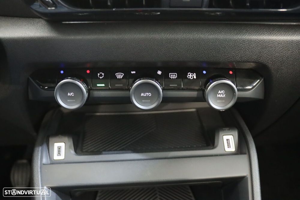 Citroën C4 X - 35