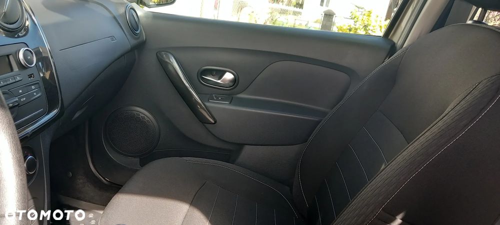 Dacia Sandero 1.0 TCe Laureate S&S - 8