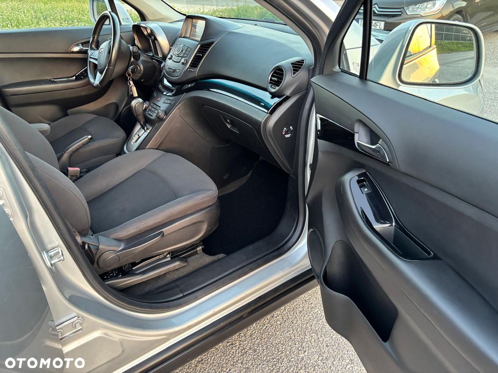 Chevrolet Orlando 2.0 D LT+ - 23