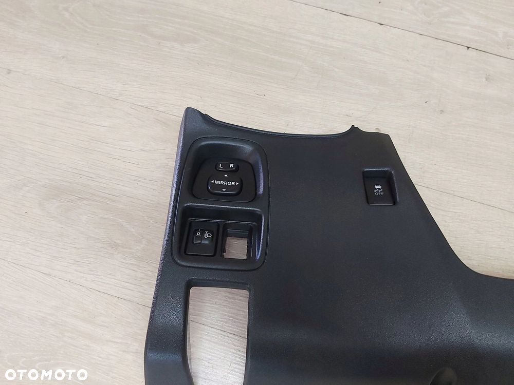 Toyota AYGO II osłona deski kolanowa pod kierownice 14-20r - 1
