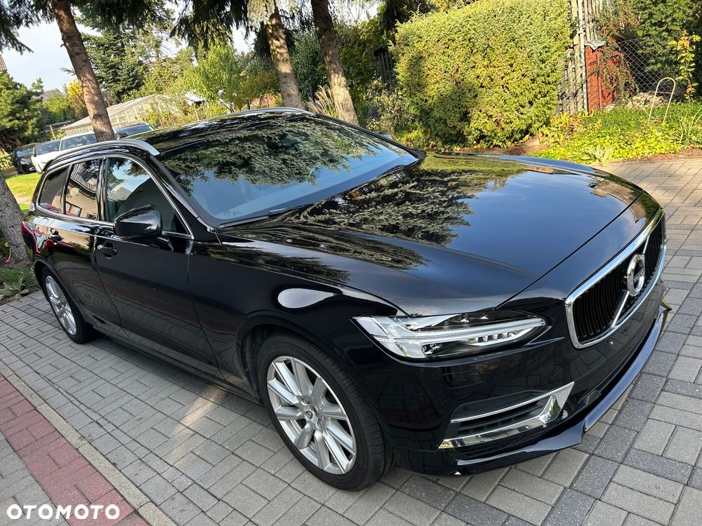 Volvo V90 T8 Twin Engine AWD Momentum - 4