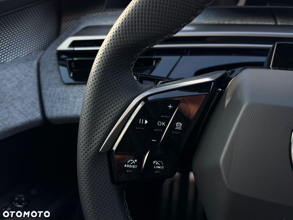 Peugeot 5008 1.2 PureTech mHEV GT Exclusive S&S e-DCS6 - 25