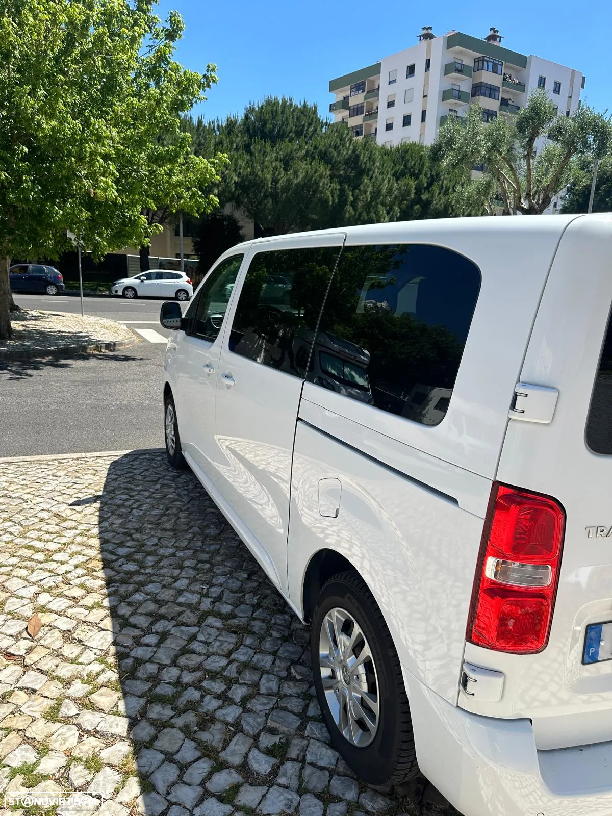 Peugeot Traveller 1.6 BlueHDi L2H1 Active Standard - 2