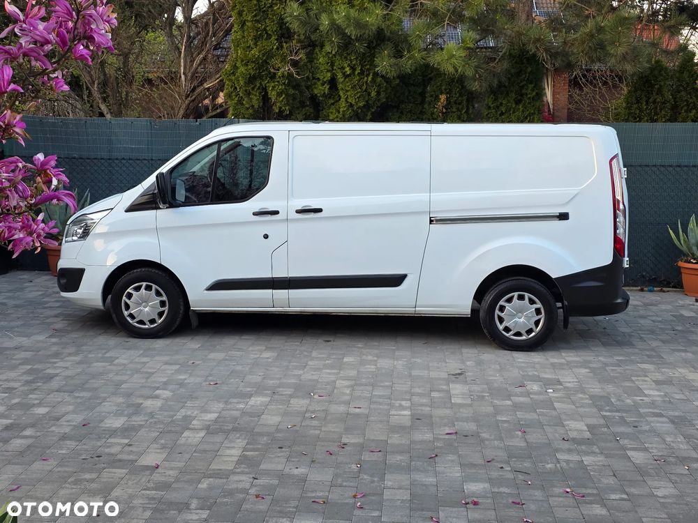 Ford TRANSIT CUSTOM - 2