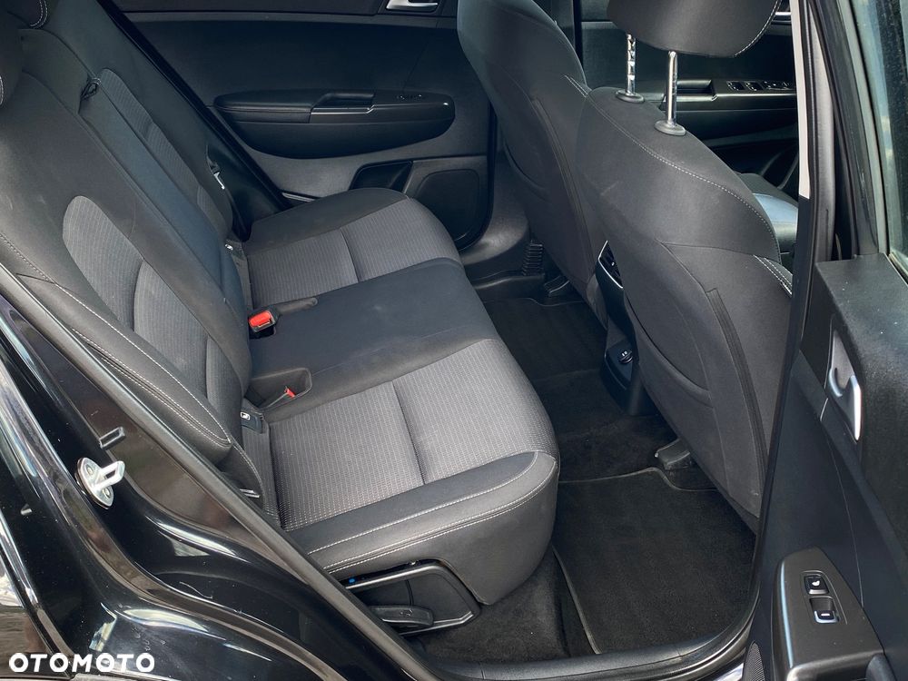 Kia Sportage 1.6 T-GDI AWD DCT SPIRIT - 13