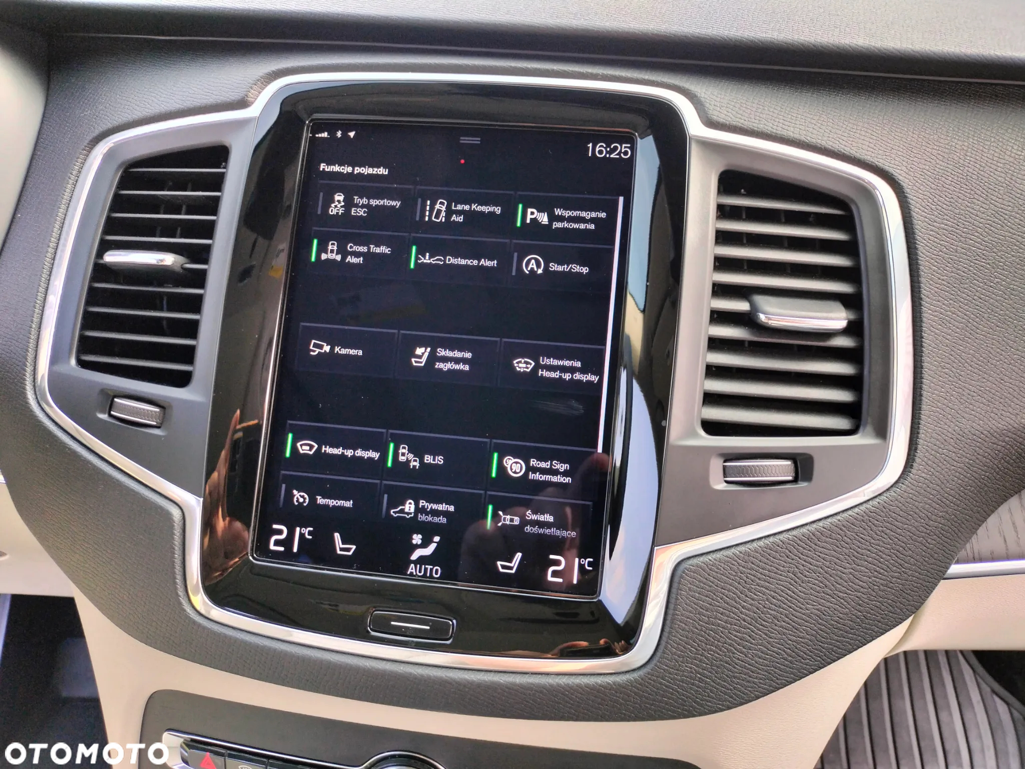 Volvo XC 90 T5 AWD Geartronic Momentum Pro - 32