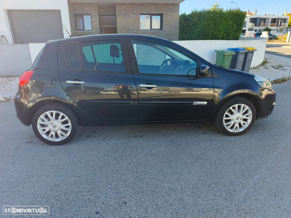 Renault Clio 1.2 16V Dynamique S - 6