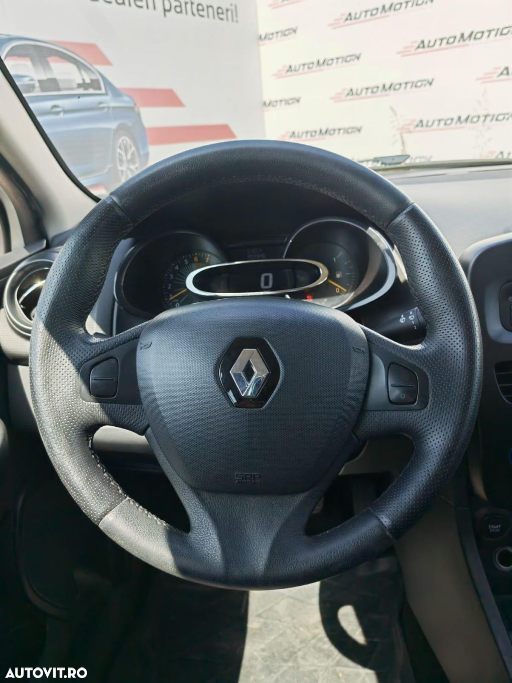 Renault Clio - 13