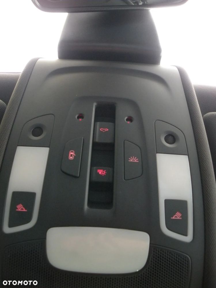 Audi A6 Allroad - 24