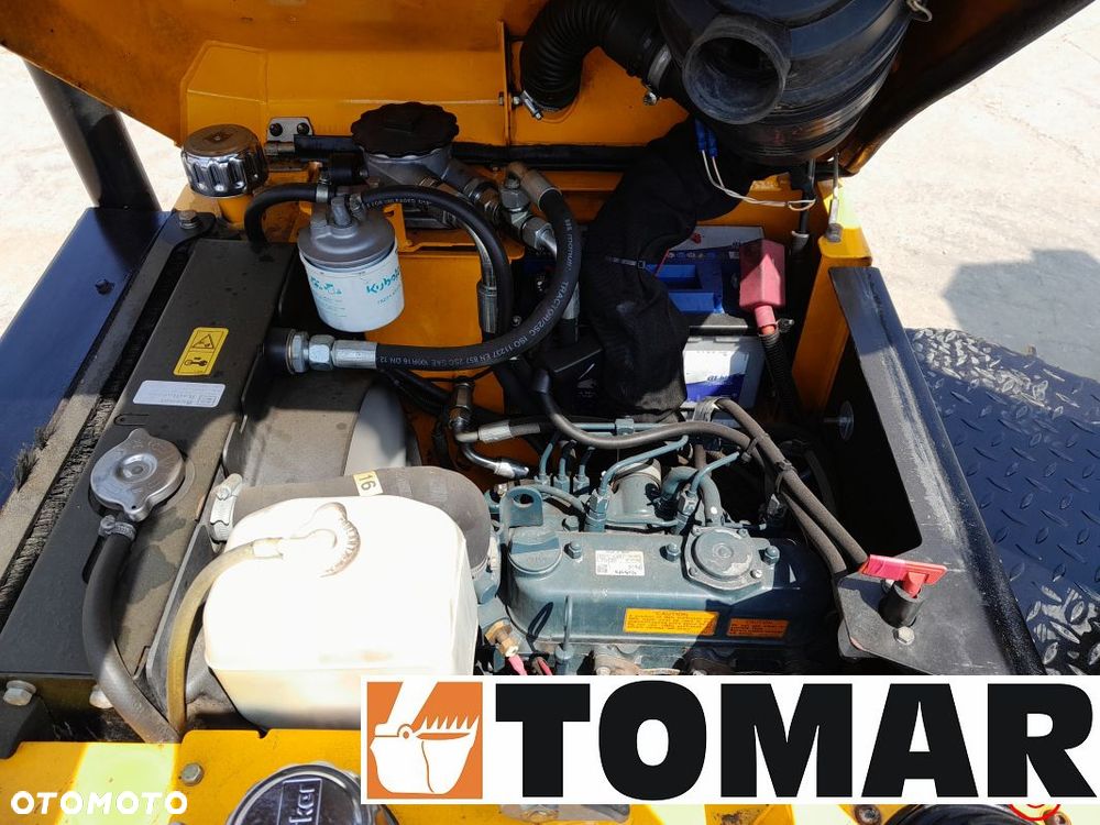 JCB 1T - 16