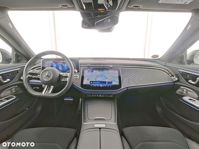 Mercedes-Benz Klasa E 300 de PHEV AMG 9G-Tronic - 6