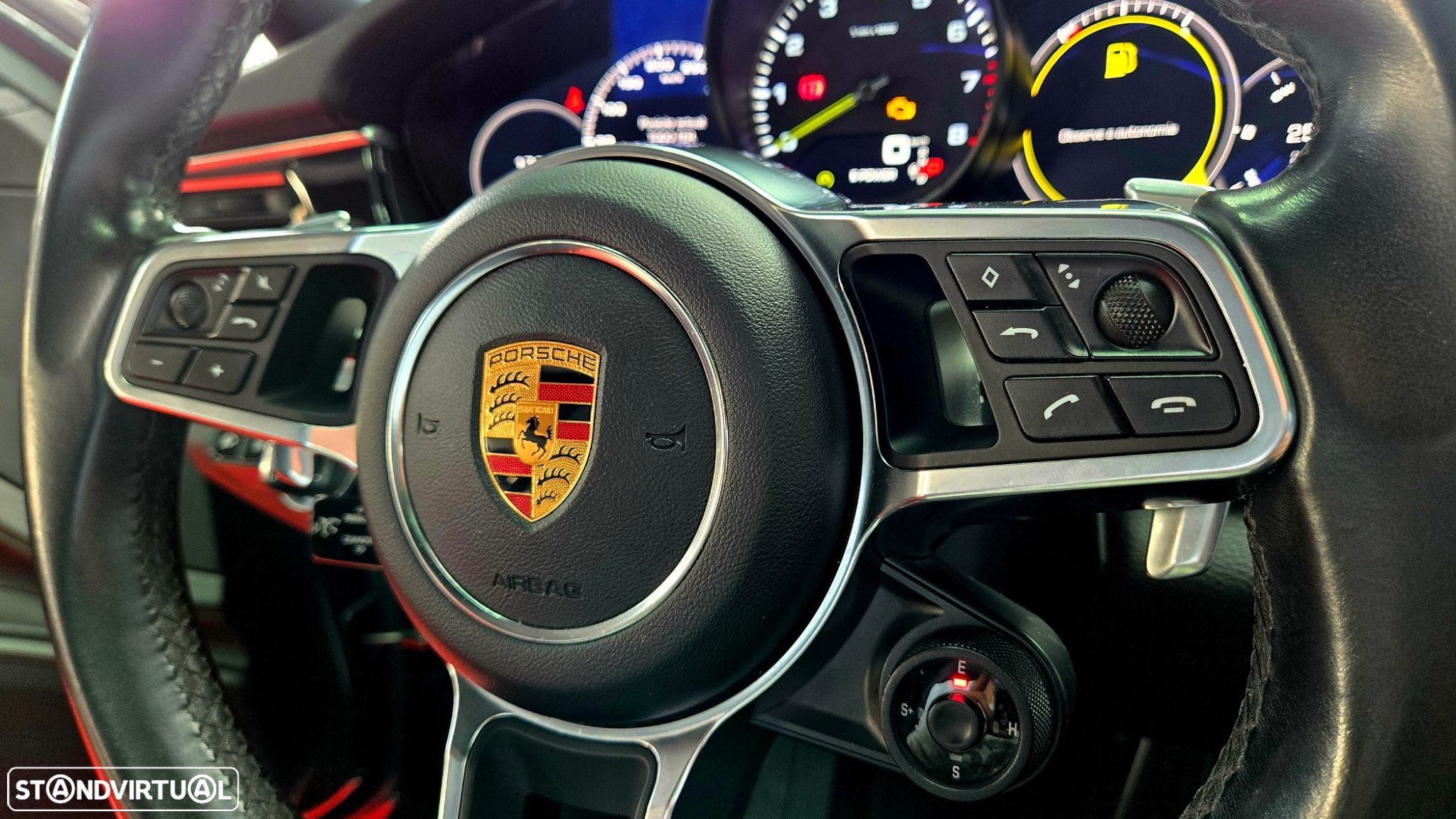 Porsche Panamera Sport Turismo 4 E-Hybrid - 18
