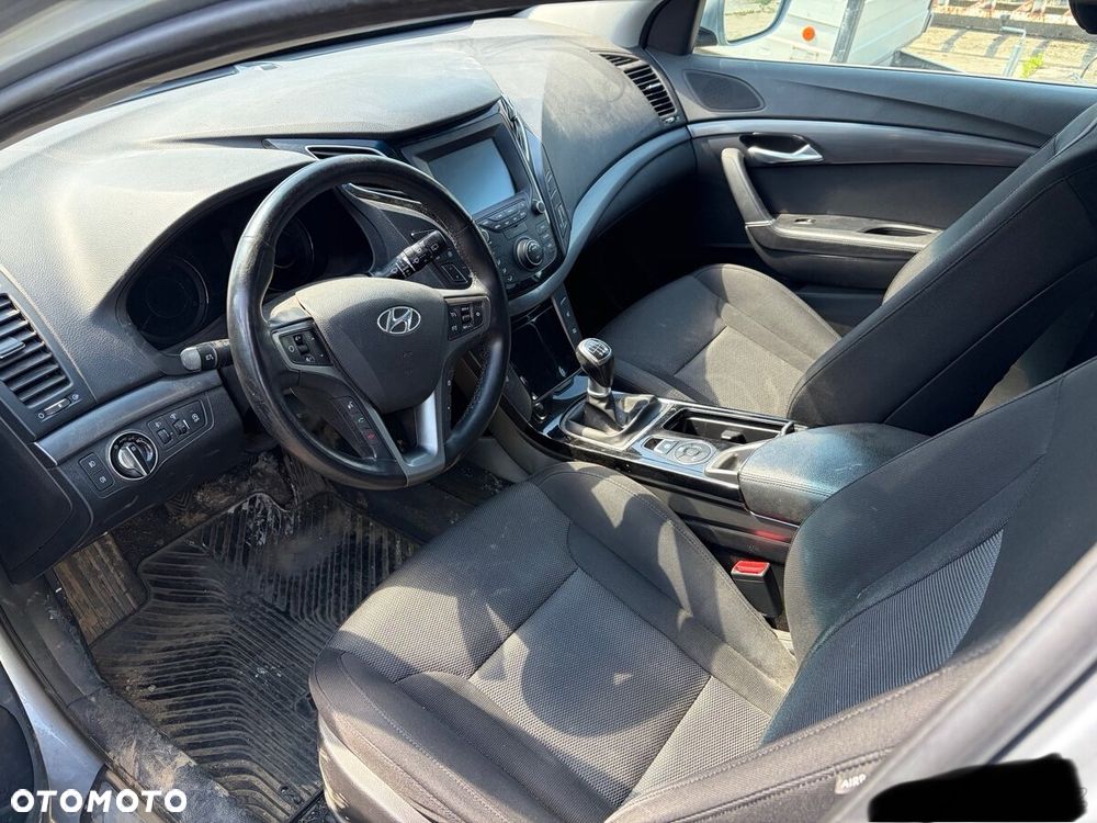 Hyundai i40 1.7 CRDi Comfort + - 6