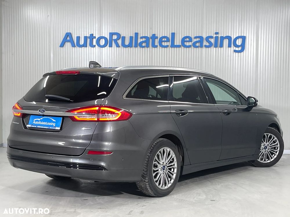 Ford Mondeo 2.0 HEV Titanium - 4