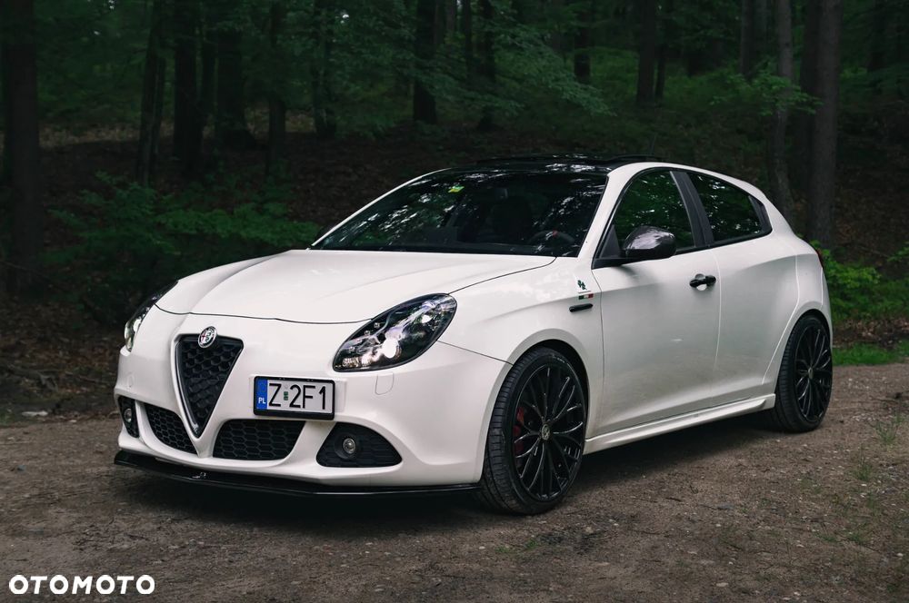 Alfa Romeo Giulietta 1750 TBi Quadrifoglio Verde - 15