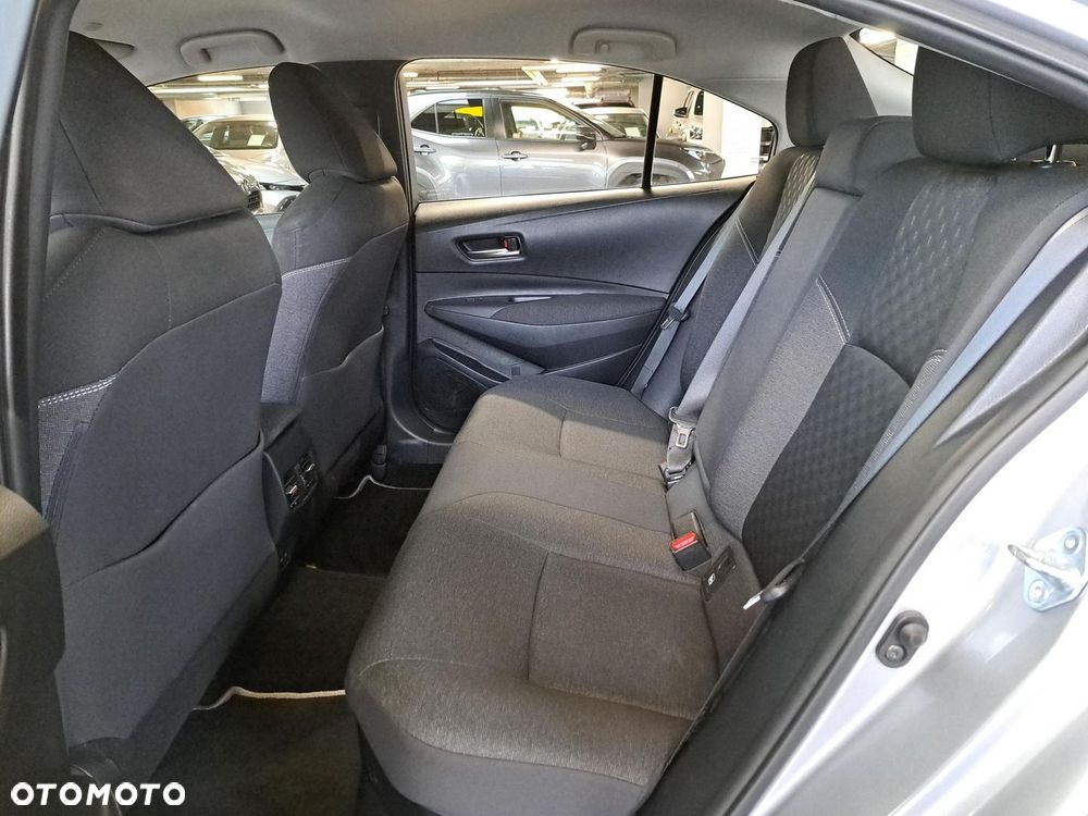 Toyota Corolla 1.8 Hybrid Comfort - 12